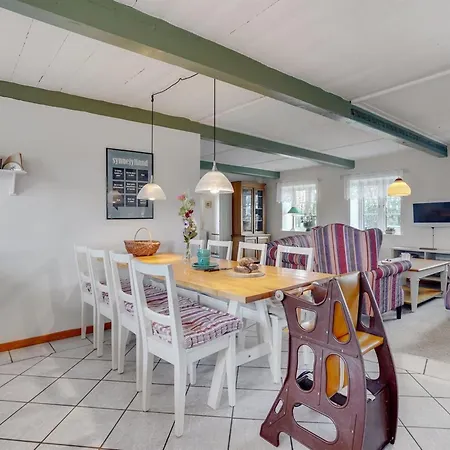 Anje - 16km From The Sea By Interhome *